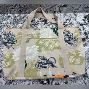 Reef Cream and Green Floral Tote Bag